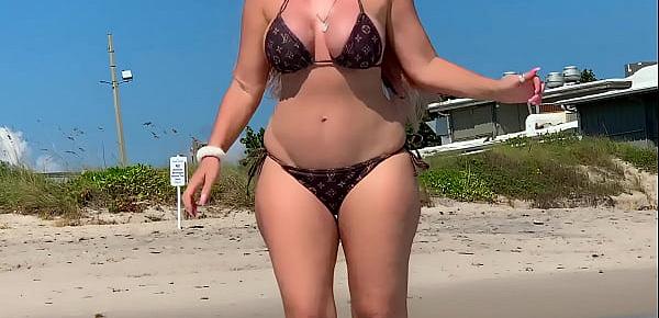 Blonde Babe Kelley Cabbana Fucking on Public beach